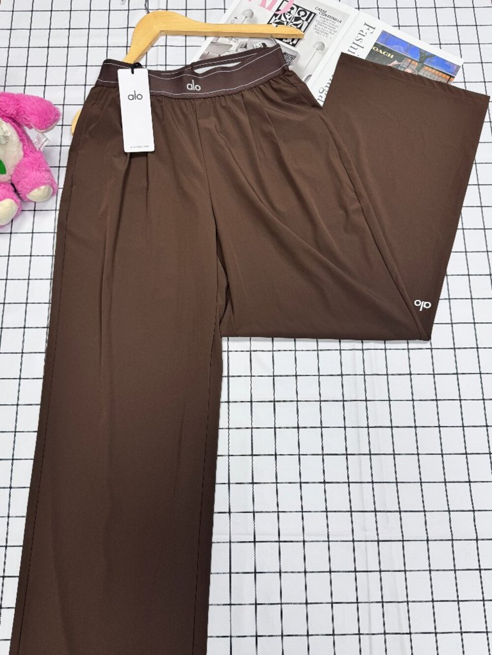 😉ALO Yoga Women's Straight Leg Pants (Regular XS) 😄 Espresso/Coffee Brown - Picture 6 of 7
